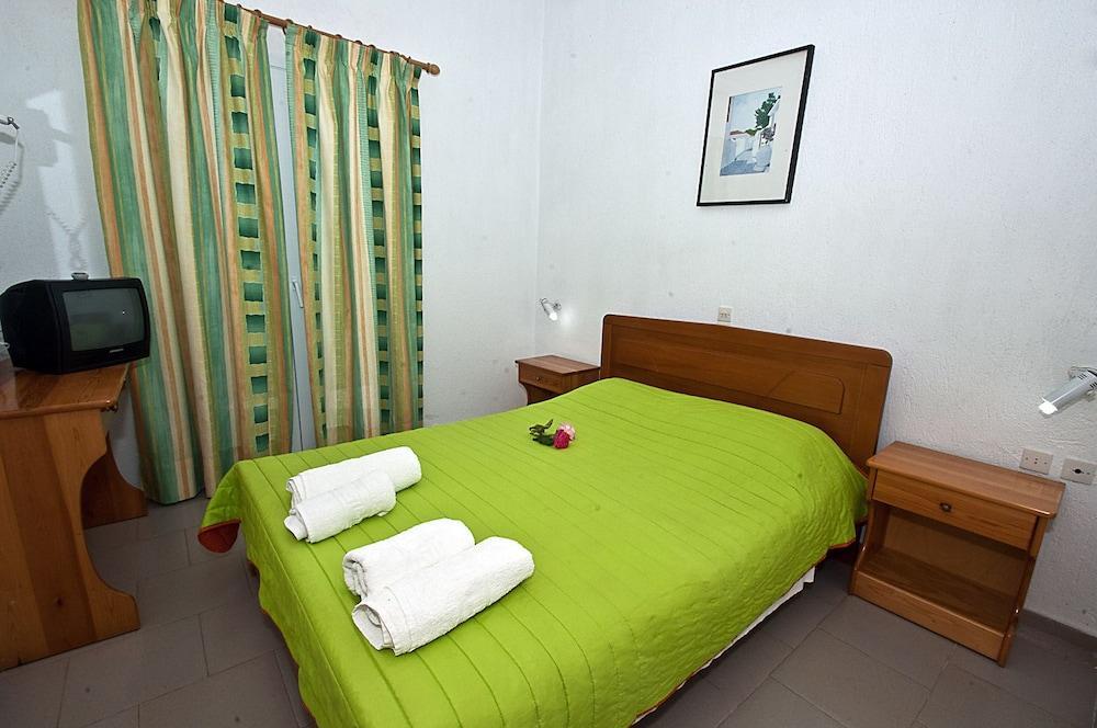 Pegasus Apartments Stafylos Esterno foto
