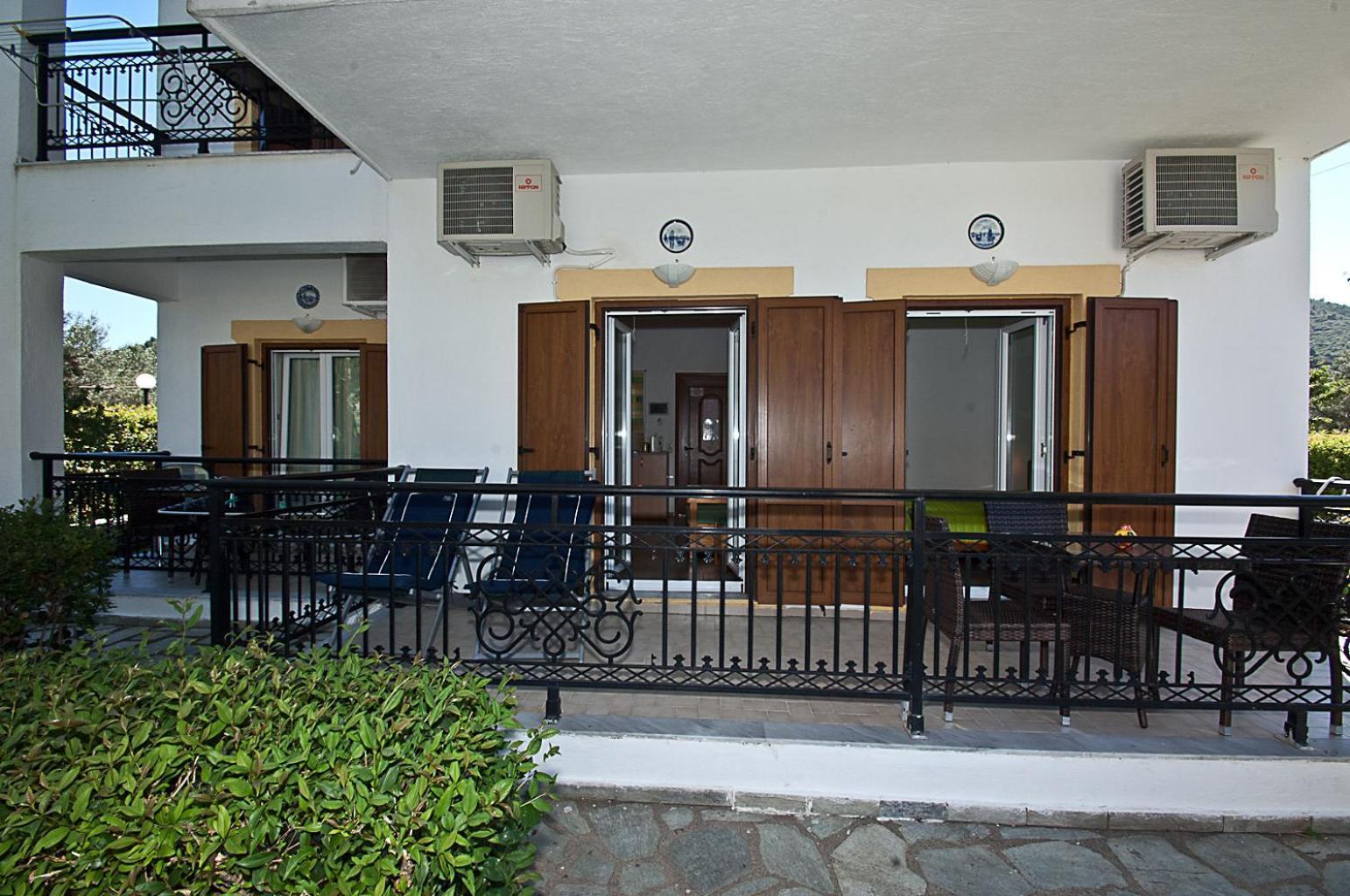 Pegasus Apartments Stafylos Esterno foto