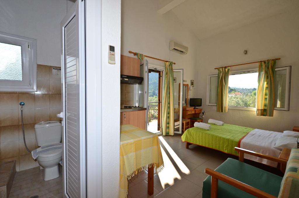 Pegasus Apartments Stafylos Esterno foto